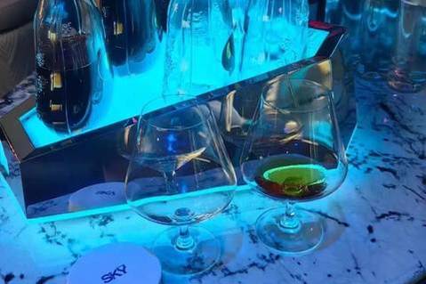 包头MIAMICLUB夜店招聘礼仪酒水促销员,面试即上岗有住宿方便快速入职