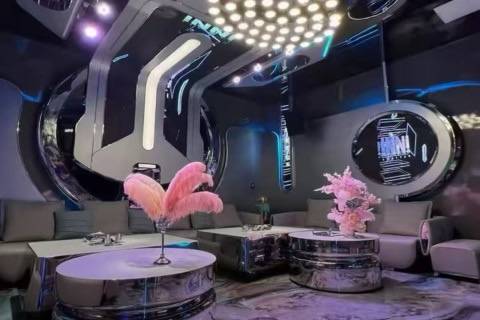 伊宁FRONTIER酒吧夜店招聘促销员礼仪,人手紧缺优质环境,期待您的到来