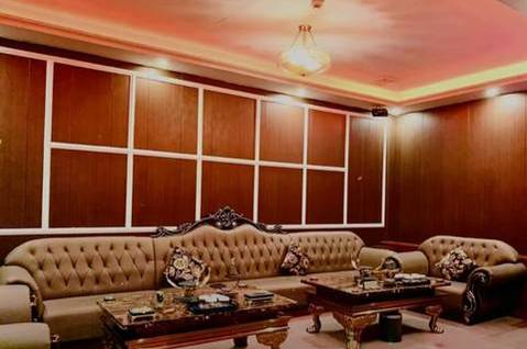 巢湖KTV招聘模特信息二班人少轻松干入职享福利