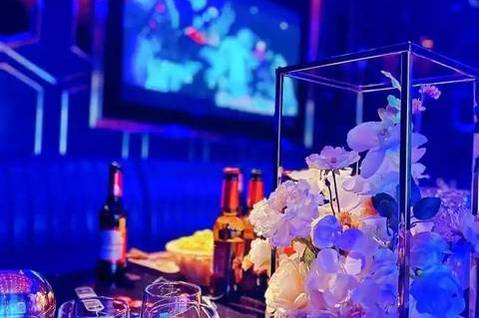 呼伦贝尔KTV招聘礼仪销售精英共创娱乐精彩未来