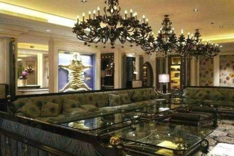 郑州夜场招聘女性营销人员,生意火爆人气旺,翻包率高缺人