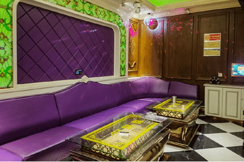 成都KTV招聘,成都夜店排行,拼搏成就精彩路向前行