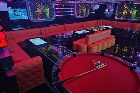 成都KTV排名/找工作,成都新店即将开业KTV招聘礼仪模特