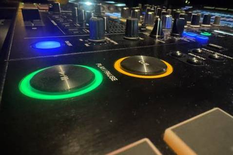 乌鲁木齐夜总会兼职招聘信息高薪舞台展青春拼搏成就精彩生