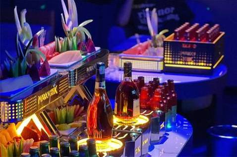 贵阳凯宾斯基商务夜总会火热招聘,新人必读,团队助财富通