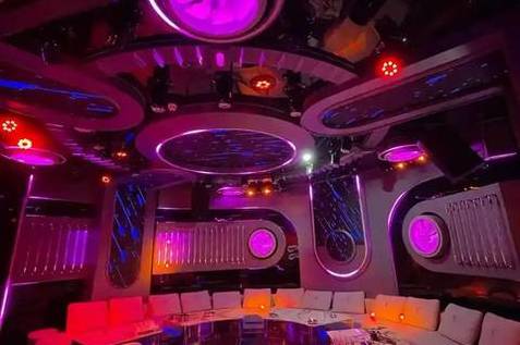 常州夜总会招聘礼宾员岗位面试成功有红包