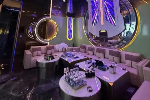 广州夜总会招聘，开启夜场荣耀之路