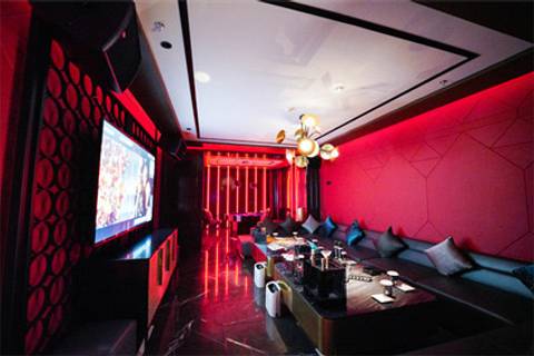 上海星辉国际夜总会招聘女营销，场内直聘零费用，等你来应聘