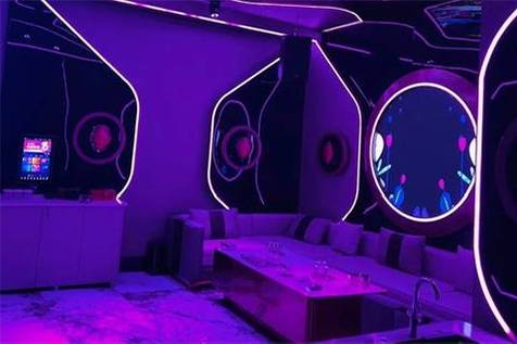 玉林KTV日结招聘模特,本地生意火,客源稳,入职即赚不用等