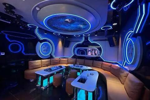 阳泉场子众多KTV招聘模特，商务客户多有意联系我