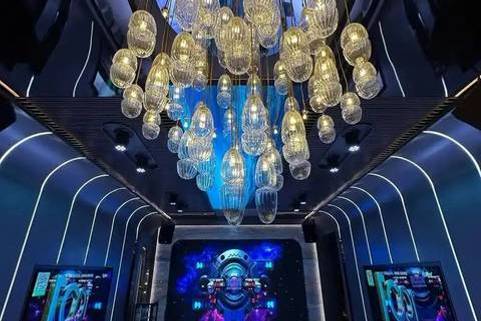 浙江义乌君湖会高端夜场招聘礼仪模特，机票报销住宿零费用