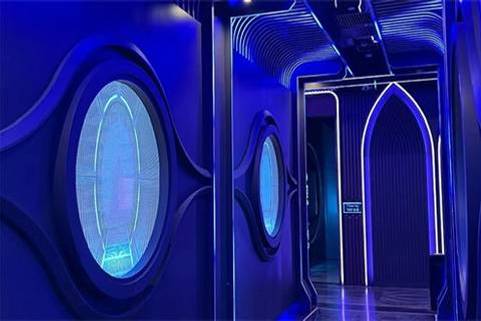 恩施夜总会诚聘女模特,二班人少好上班,新体验等你来