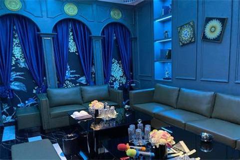 天津夜总会诚聘时尚促销员,急聘高颜值模特,高端场等绽放