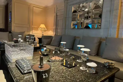 巴中夜总会招聘,巴中礼宾员招聘,二班丰富人少,好上班新体验